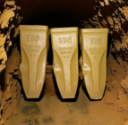 صب العلامة التجارية TIG وتزوير دلو الأسنان دلو الصخور الأسنان 205-70-19570 لآلة PC200 Komatasu