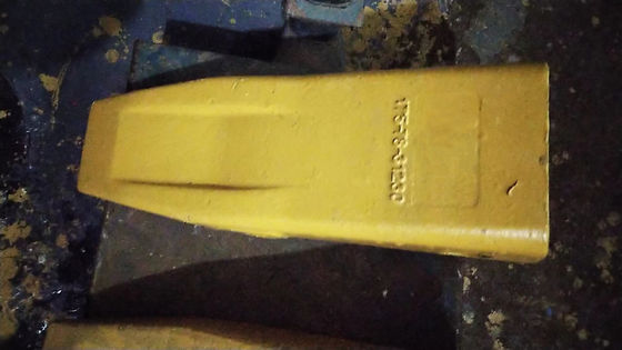 KOM D85 ، D135 ، D150 D155 أسنان الممزق 175-78-31230 أسنان دلو الحفر